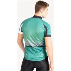 DARE 2B AEP VIRTUOSITY S/S ULTRAMARGRAD 22 10 DARE 2B AEP VIRTUOSITY S/S ULTRAMARGRAD 22 -L'art de l'équipement du cyclisme. 9 106045 aep virtuosity s s ultramargrad dmt572 g4x 05
