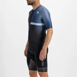 SPORTFUL BOMBER JERSEY BLACK GALAXY BLUE 23 10 SPORTFUL BOMBER JERSEY BLACK GALAXY BLUE 23 -L'art de l'équipement du cyclisme. 9 107133 bomber jersey maillot black galaxy blue 1122029 002 05