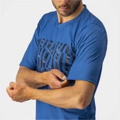 CASTELLI TRAIL TECH TEE BLUE 22 -L'art de l'équipement du cyclisme. 9 108359 trail tech bleu 4522008 417 03