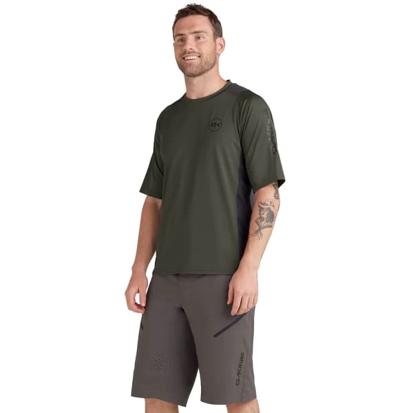 DAKINE VECTRA S/S JERSEY PEAT GREEN 22 1 DAKINE VECTRA S/S JERSEY PEAT GREEN 22