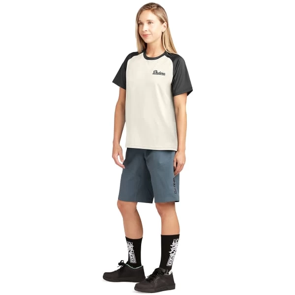 DAKINE WOMEN'S SYNCLINE S/S JERSEY SURF WHITE 22 5 DAKINE WOMEN'S SYNCLINE S/S JERSEY SURF WHITE 22 – Image 5