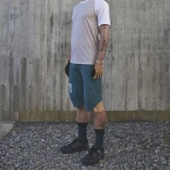POC M'S INFINITE ALL-MOUNTAIN SHORTS DIOPTASE BLUE 22 -L'art de l'équipement du cyclisme. 9 116574 52755 1653 06