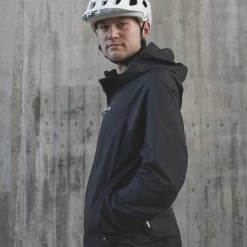 POC M'S MOTION RAIN JKT URANIUM BLACK 23 9 POC M'S MOTION RAIN JKT URANIUM BLACK 23 -L'art de l'équipement du cyclisme. 9 116628 m s motion rain jkt uranium black 52323 1002 04