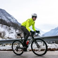 CASTELLI PERFETTO ROS 2 JKT ELECTRIC LIME/DARK GRAY 23 10 CASTELLI PERFETTO ROS 2 JKT ELECTRIC LIME/DARK GRAY 23 -L'art de l'équipement du cyclisme. 9 118737 perfetto ros 2 jkt electric lime dark gray 4522511 383 05