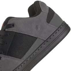 FIVE TEN FREERIDER GREY FIVE/CORE BLACK/GREY FOUR 23 -L'art de l'équipement du cyclisme. 9 123757 hp9936 05