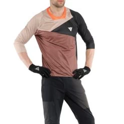 DAINESE HG OTZARRETA 3/4 DARK-SAND/BLACK 21 10 DAINESE HG OTZARRETA 3/4 DARK-SAND/BLACK 21 -L'art de l'équipement du cyclisme. 9 84791 3899554 41d 05