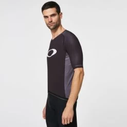 OAKLEY ICON JERSEY 2.0 BLACKOUT 21 -L'art de l'équipement du cyclisme. 9 86006 foa400596 02e 05